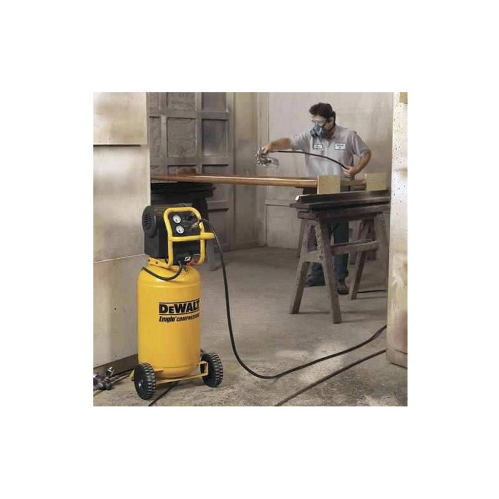 Compresor vertical D55168 200psi 15gl - Dewalt