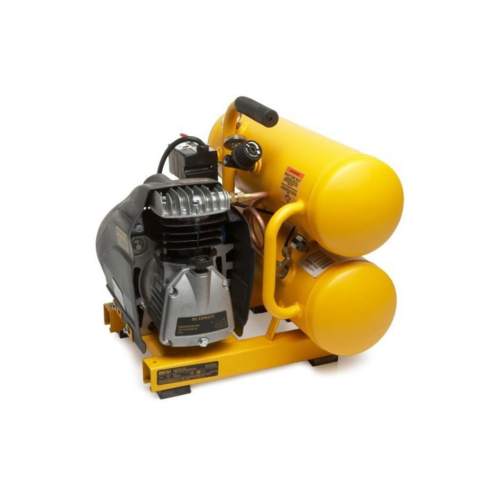 Compresor Doble Tanque 1.1 HP 4 gls D55151 - Dewalt